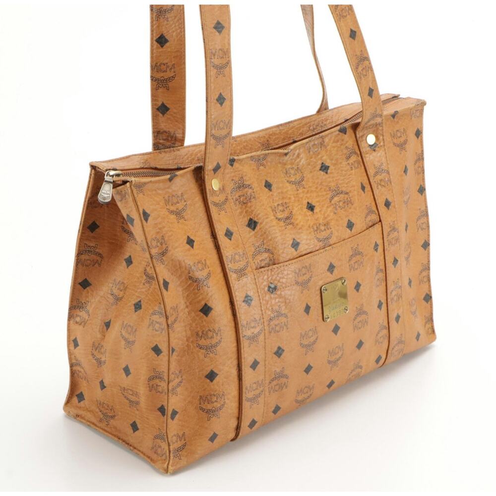 MCM Shoulder Bag in Cognac Visetos Coated Canvas – Vintage Germany Serial V4393 - Picture 2 of 8